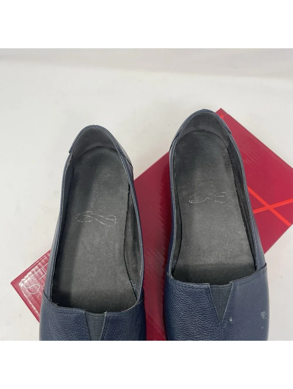 Aerosoles Womens Blue Leather Cutout Flats Size 9 Shoes